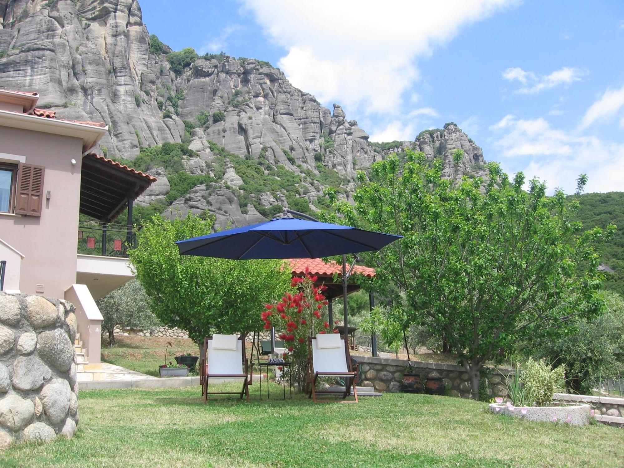 Meteora Olio Hills Apartment กาลัมปากา ภายนอก รูปภาพ