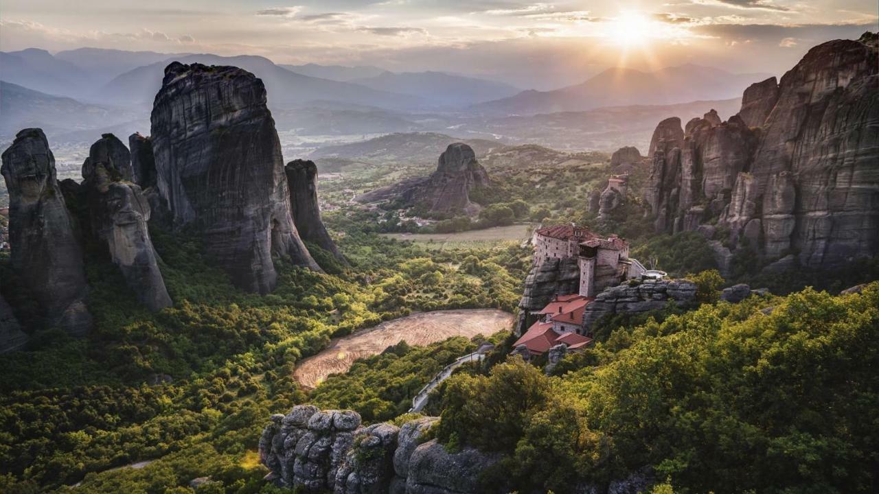 Meteora Olio Hills Apartment กาลัมปากา ภายนอก รูปภาพ